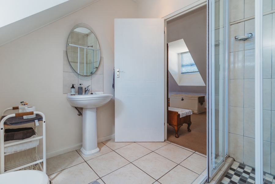 3 Bedroom Property for Sale in Kerriwood Hill Western Cape